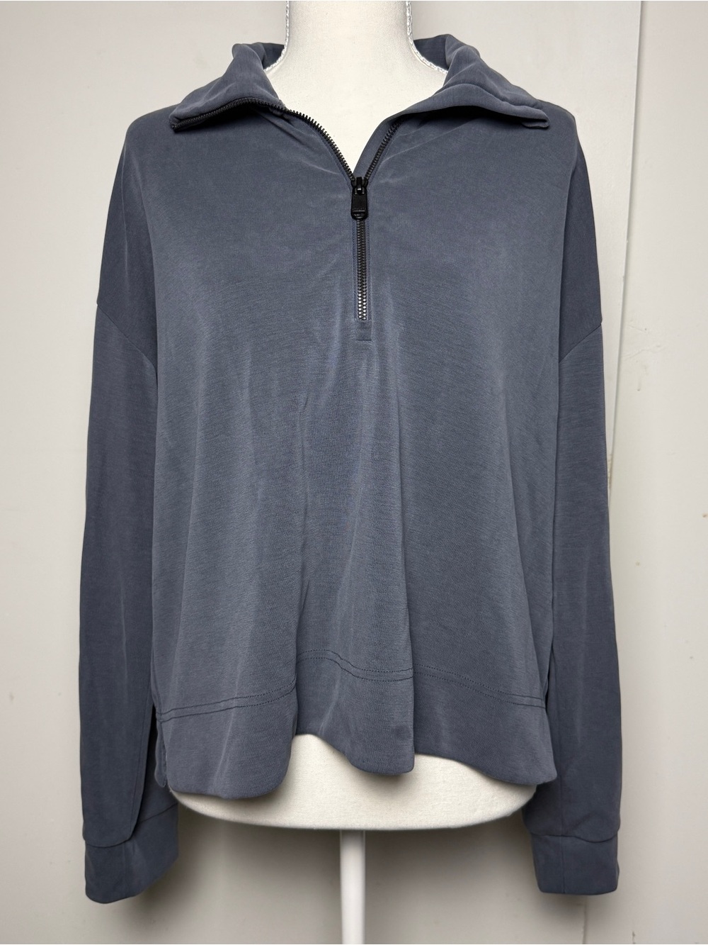 Athleta Blue Gray Half Zip Pullover Women's Soft Scuba Athleisure Travel Lounge